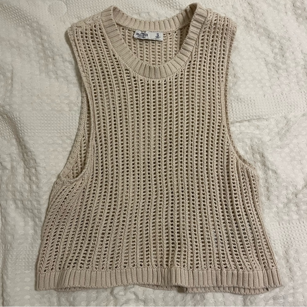 Hollister tank
